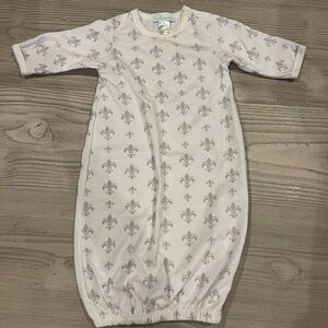 Baby gown with Gray Fleur-de-Lis